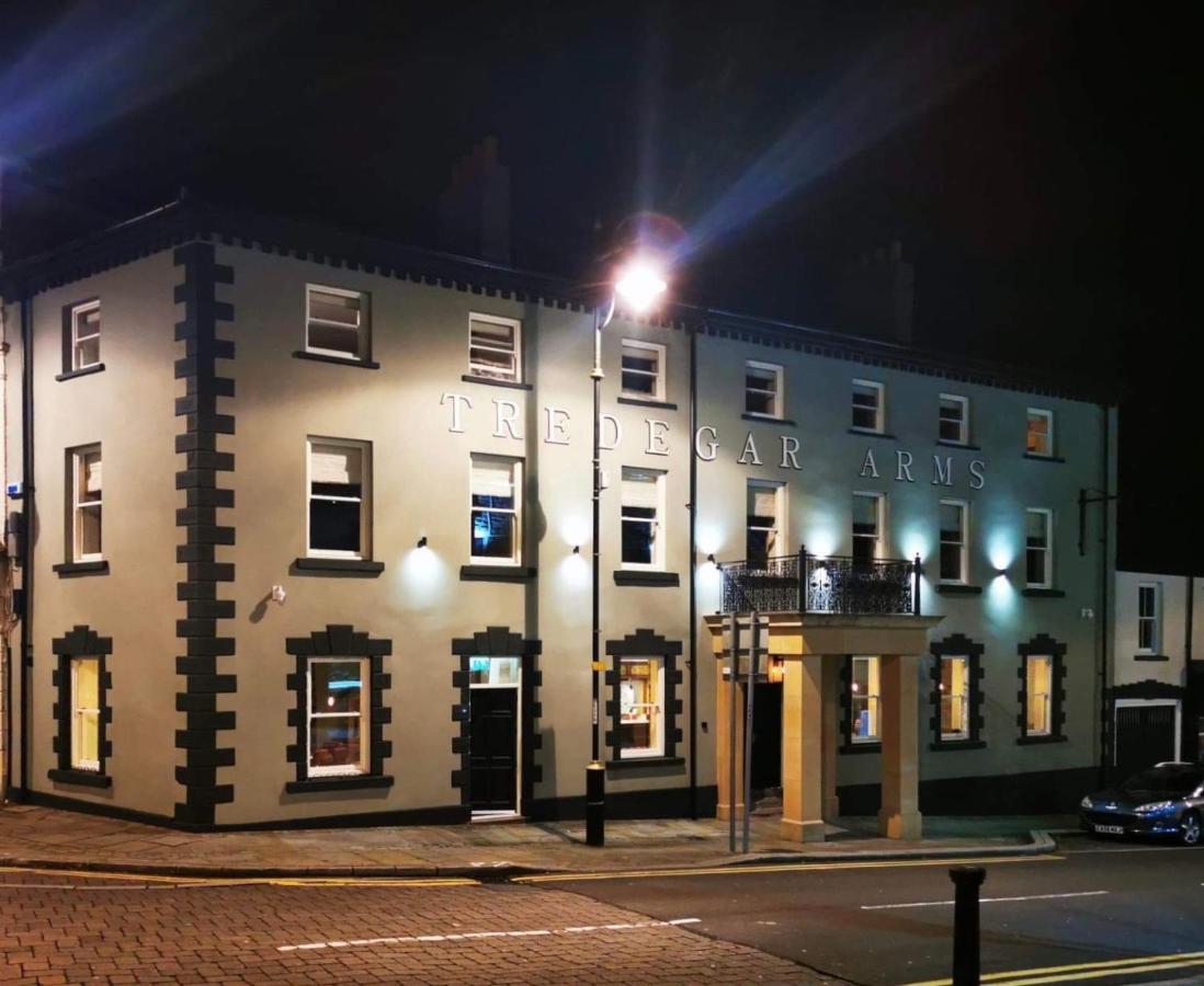 Tredegar Arms Hotel Exteriör bild